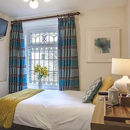 Craven Heifer, Stainforth 4* Skipton